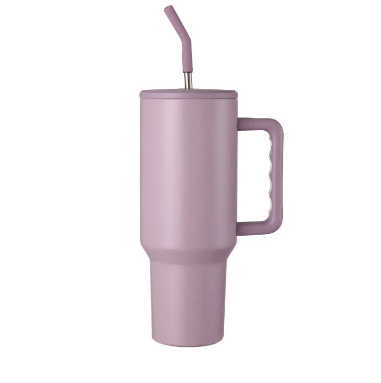 Determine si un vaso aislado de 40 oz es realmente a prueba de fugas en el uso diario