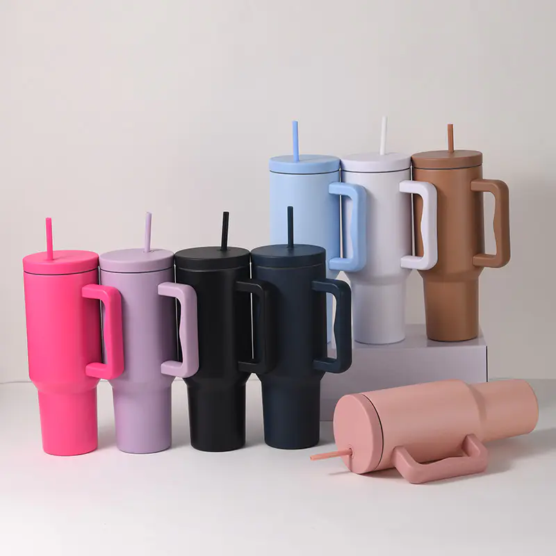 ¿Qué deben comprobar los compradores B2B antes de adquirir un vaso aislado de 40 oz?